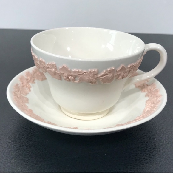 Wedgwood Etruria Embossed Queens Ware Pink on White Tea Cup Saucer Set England - Picture 6 of 16